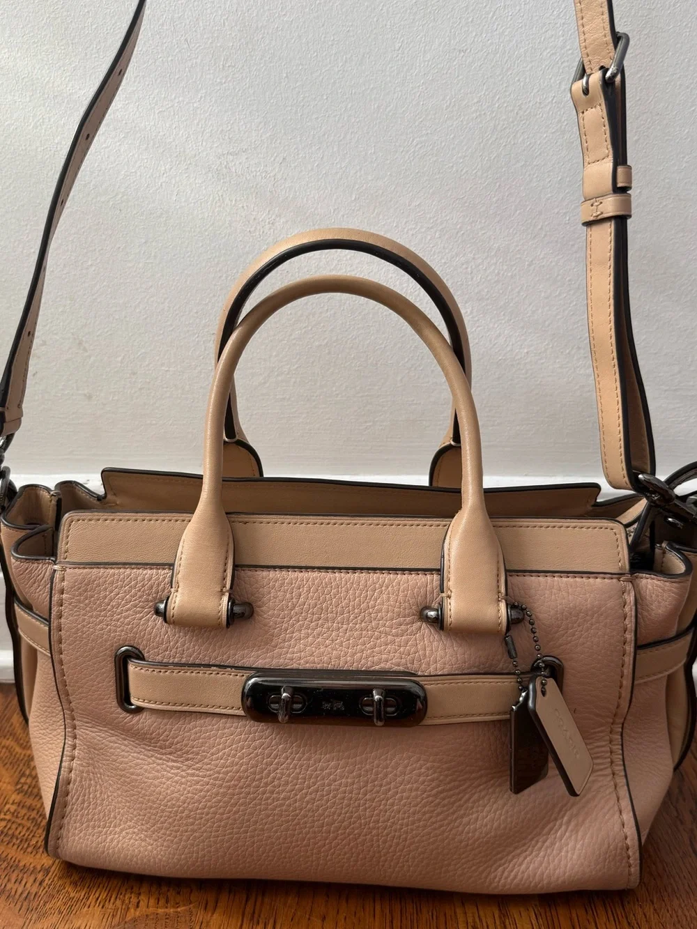 Coach Swagger 27 Satchel